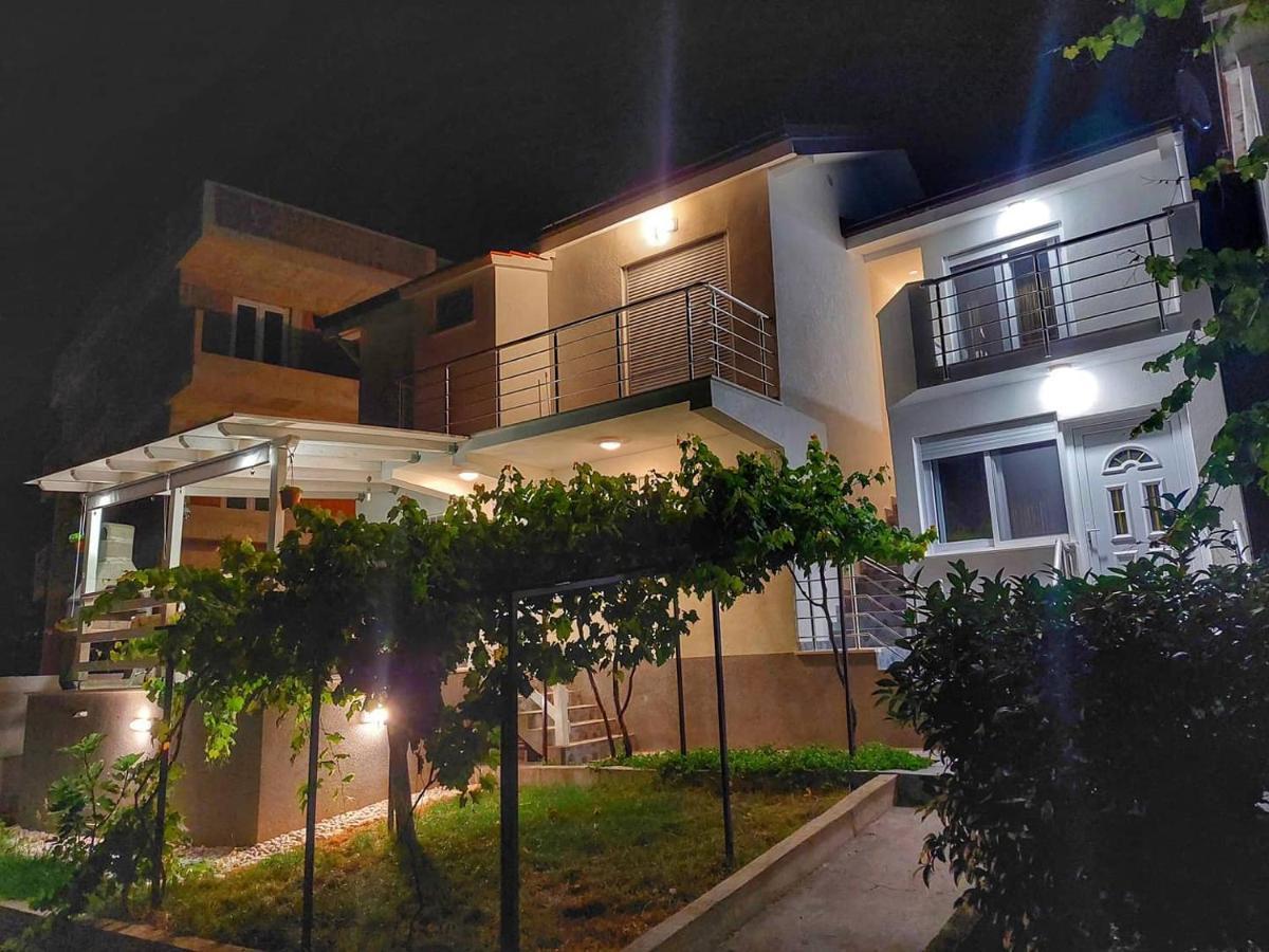 Apartments Marina Utjeha-Bušat Eksteriør billede